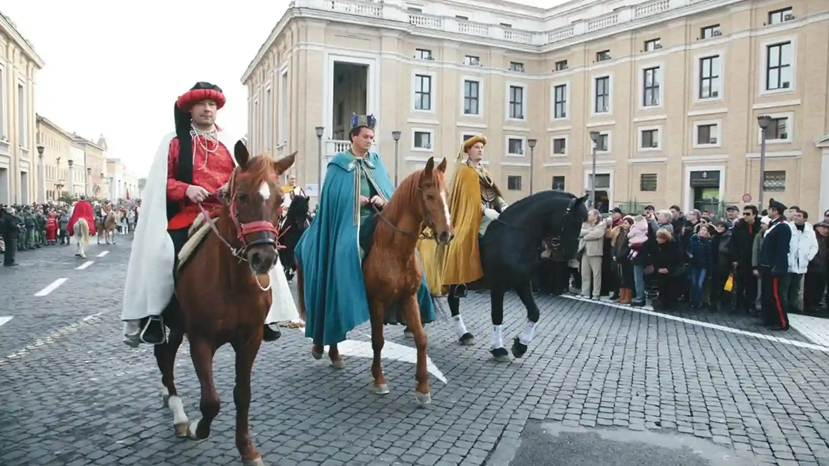 corteo re magi via della conciliazione befana epifania rome aiport inn b&b vicino aeroporto di roma fiumicino