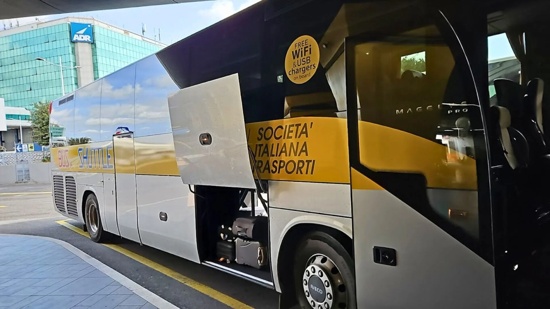 jubilee 2025 where to stay in rome bus from fiumicino to vatican city