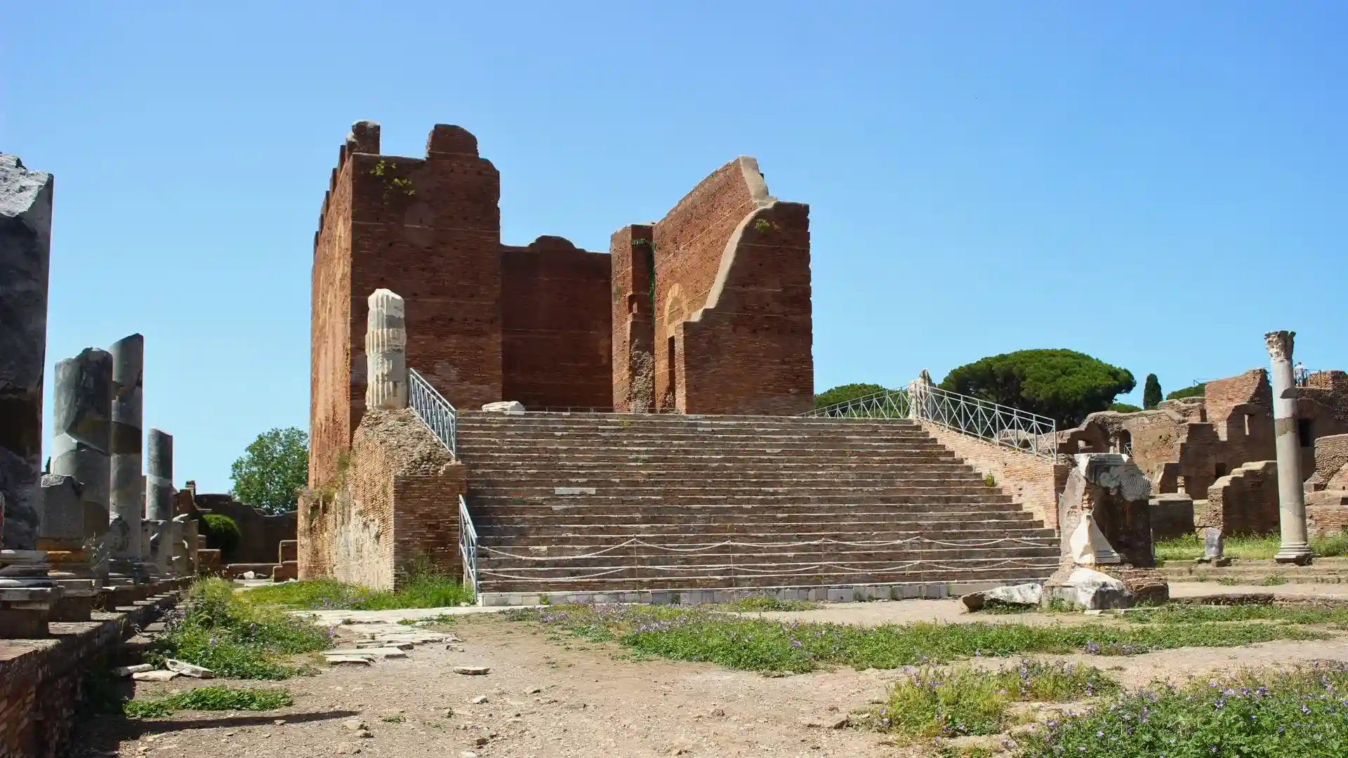 visitare ostia antica capitolium cosa fare a fiumicino rome airport inn B&b vicino aeroporto